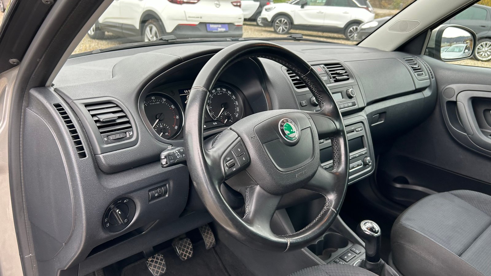 SKODA Fabia 1.2 TSI Elegance, Petrol, Second hand / Used, Manual - 3