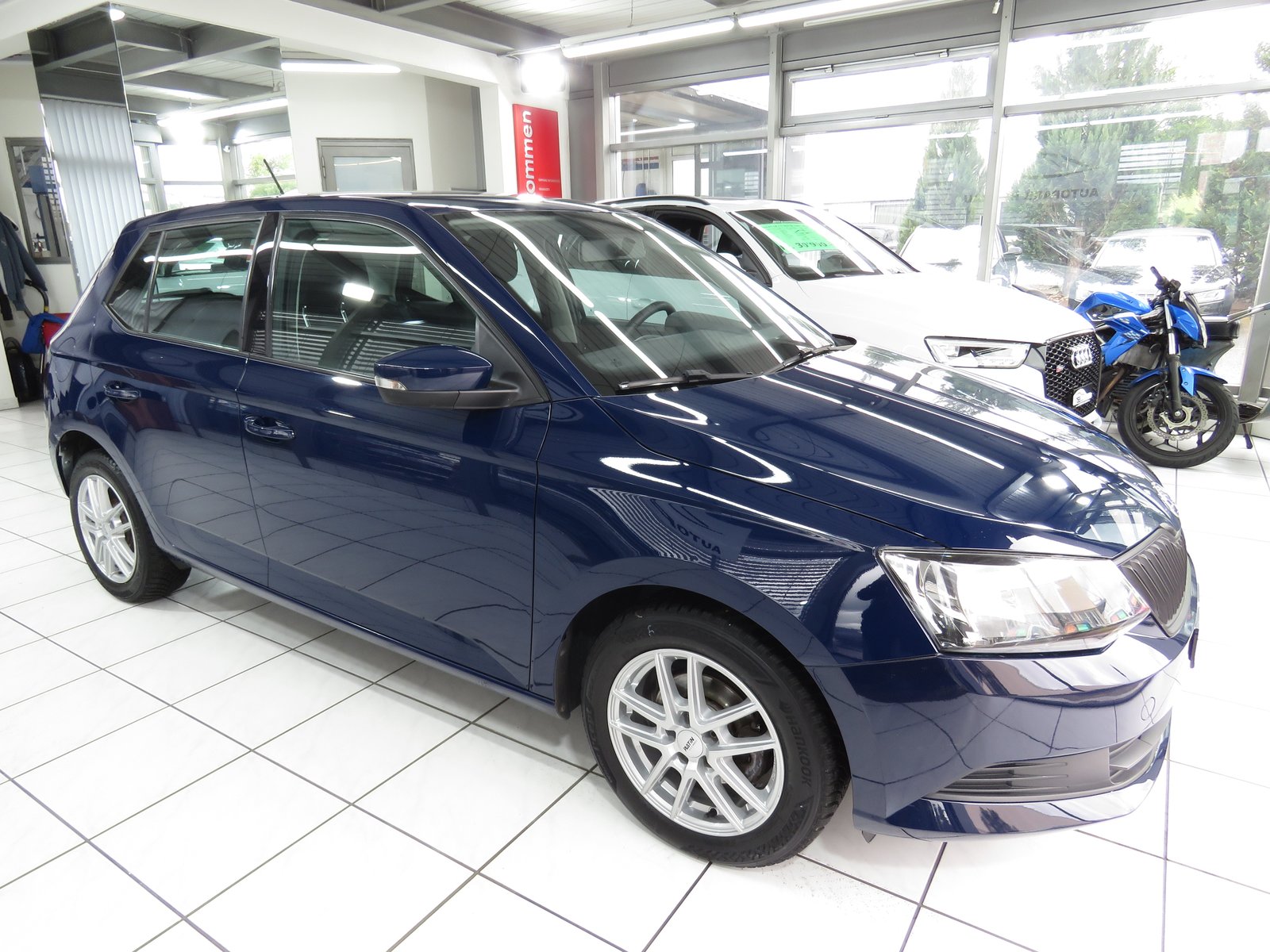 SKODA Fabia 1.0 Active, Benzin, Occasion / Gebraucht, Handschaltung - 3