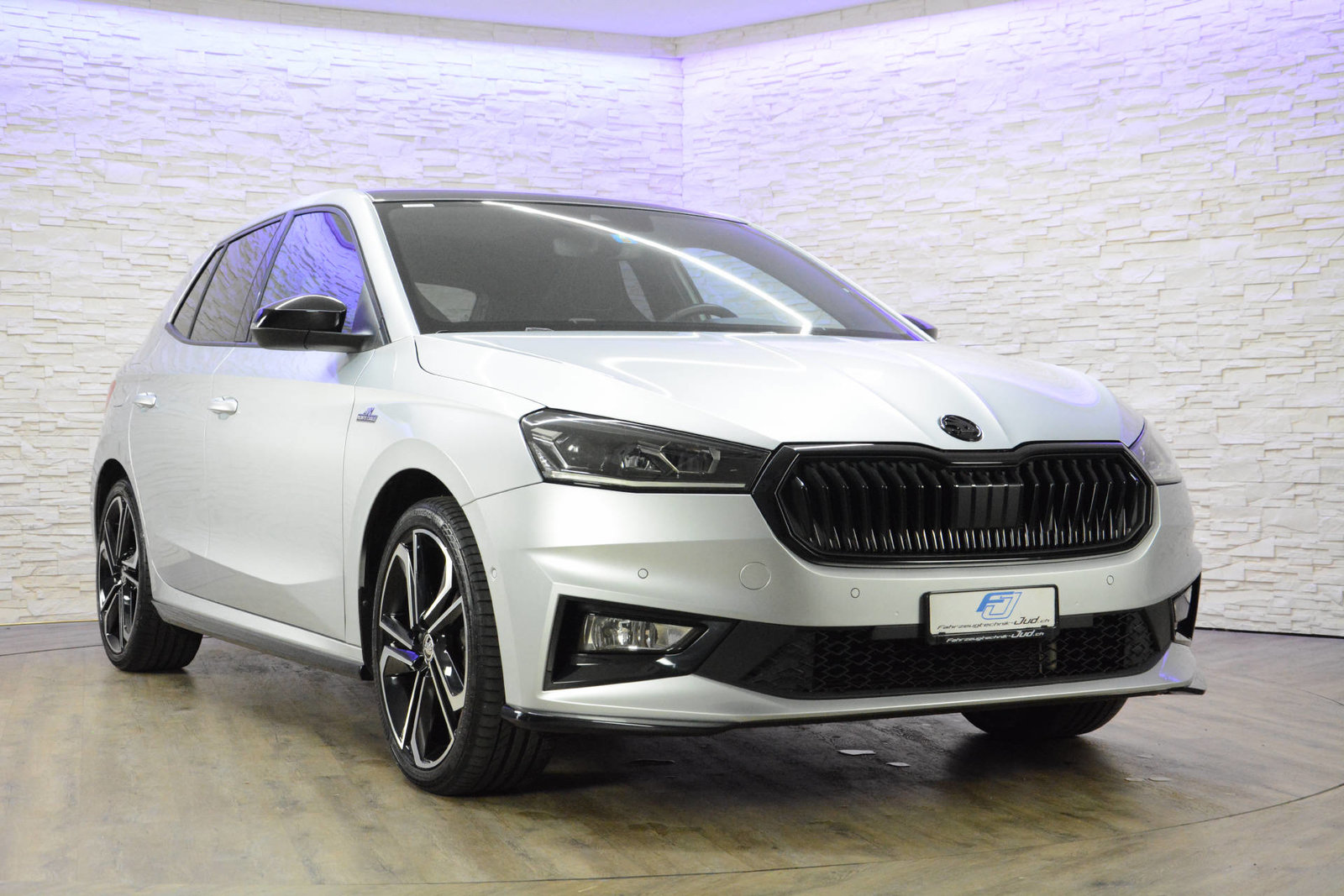 SKODA Fabia 1.5 TSI Monte Carlo DSG, Petrol, Second hand / Used, Automatic - 2