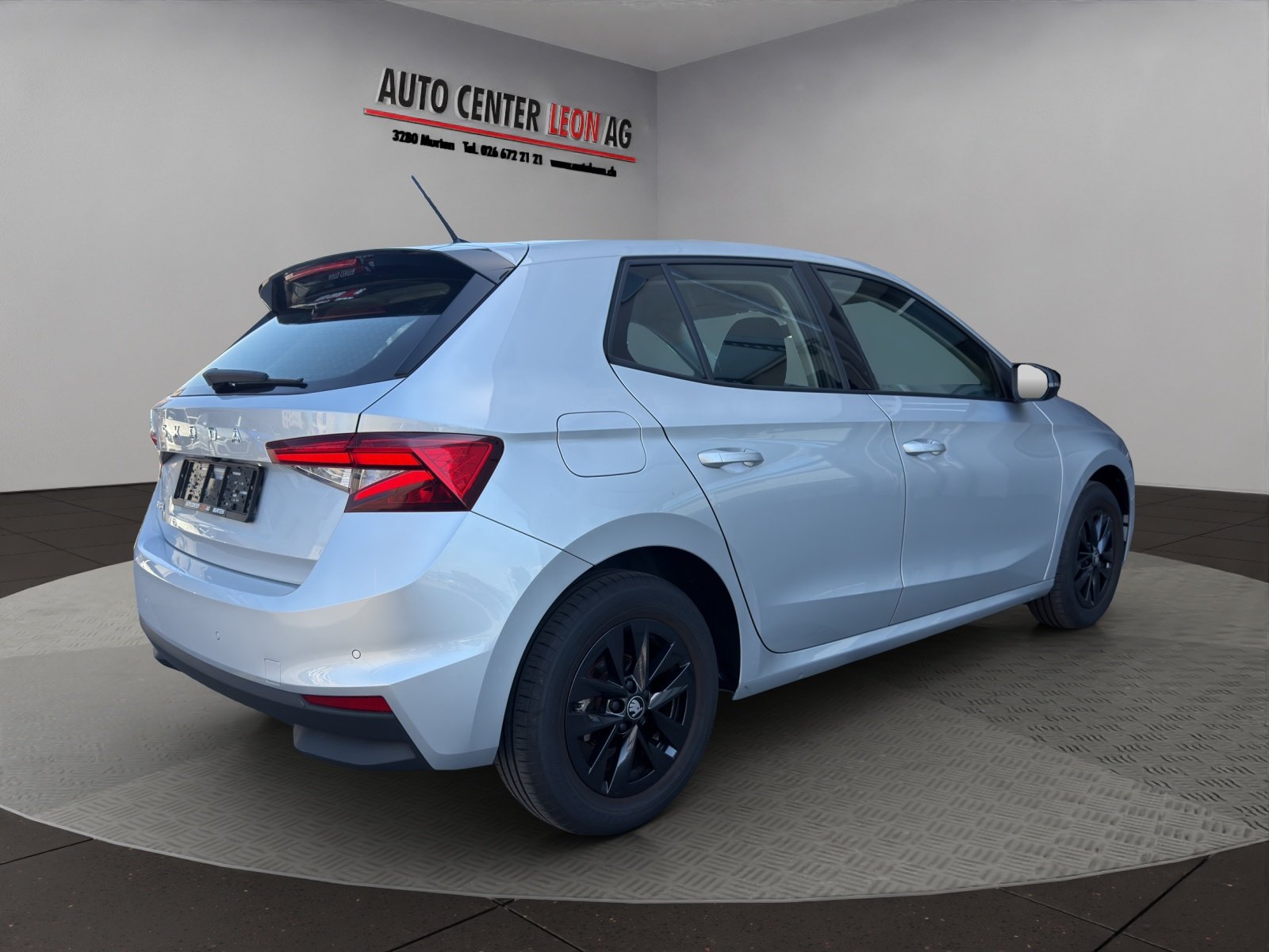 SKODA Fabia 1.0 MPI Young Edition, Essence, Occasion / Utilisé, Manuelle - 6