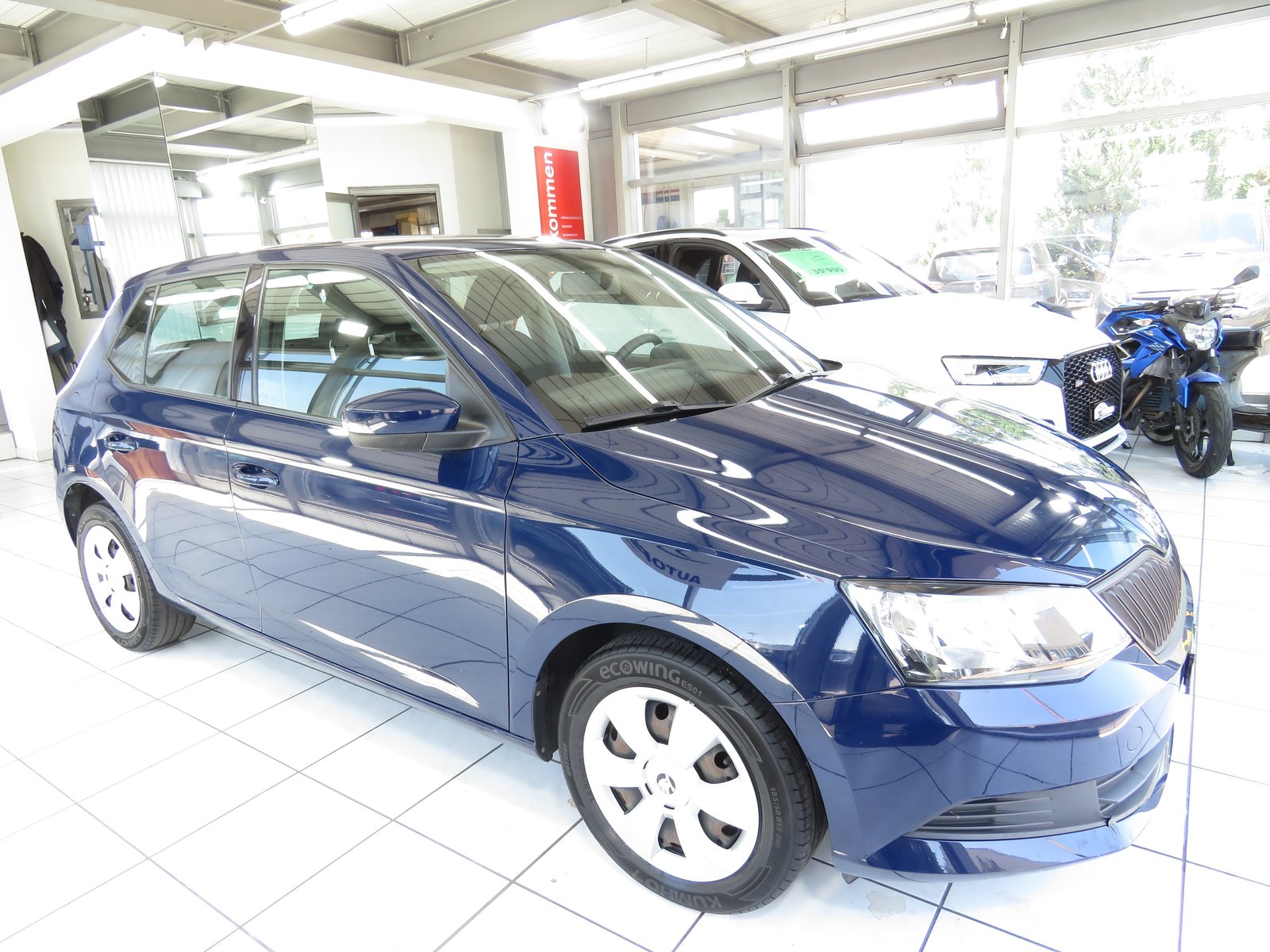 SKODA Fabia 1.0 Active, Petrol, Second hand / Used, Manual - 3