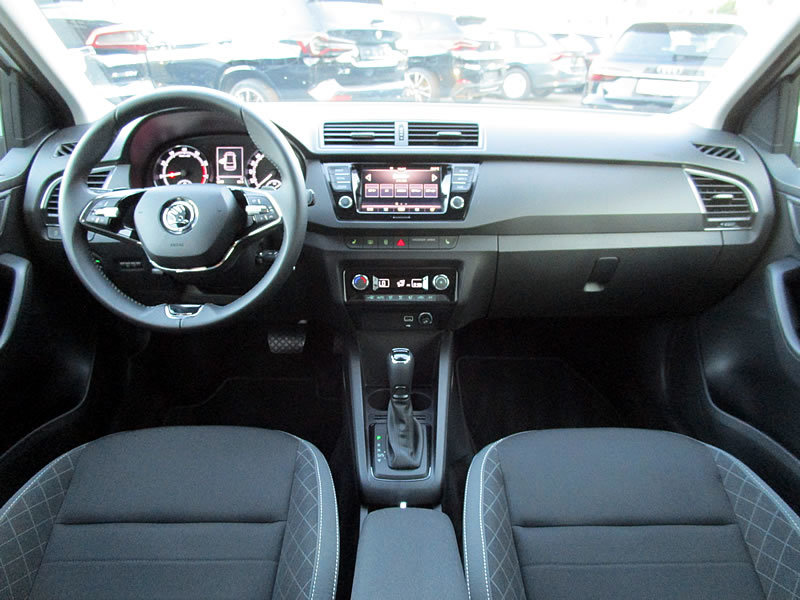 SKODA Fabia 1.0 TSI Ambition DSG, Benzin, Occasion / Gebraucht, Automatik - 3