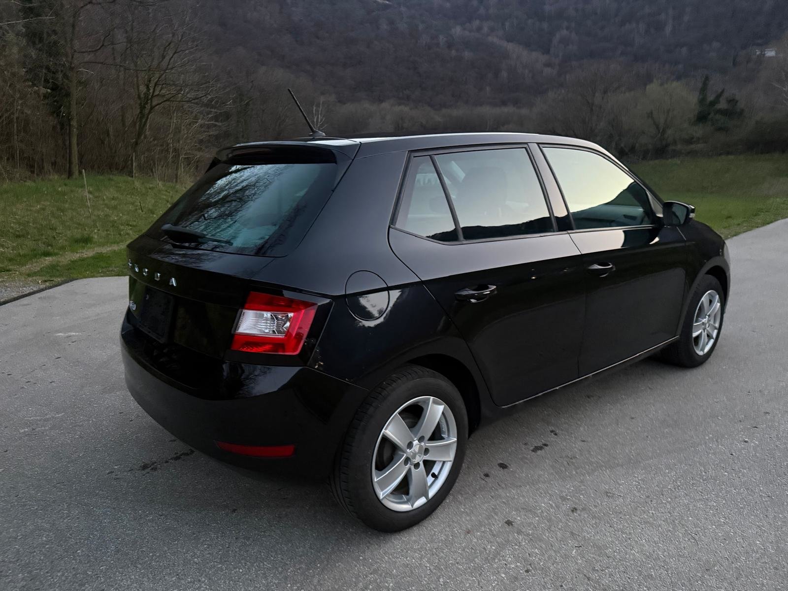 SKODA Fabia 1.0 MPI Ambition, Essence, Occasion / Utilisé, Manuelle - 6