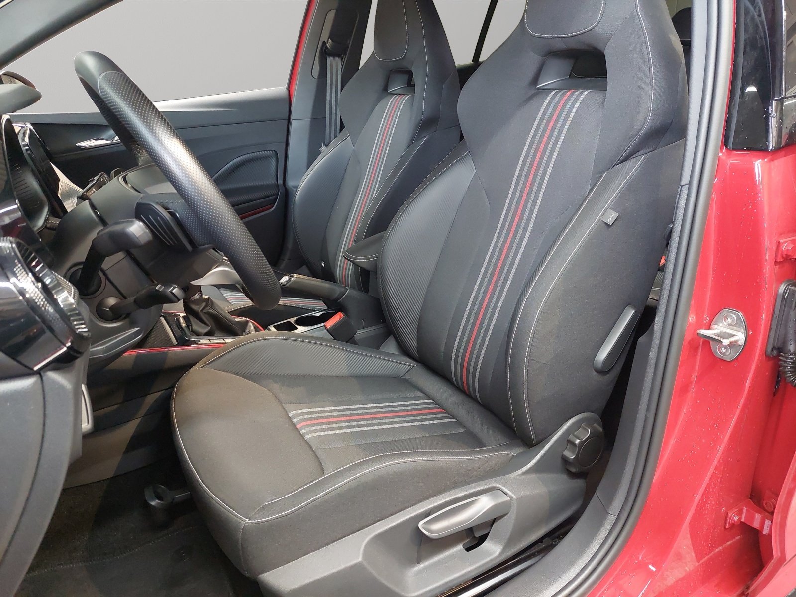 SKODA Fabia 1.5 TSI Monte Carlo DSG, Benzin, Occasion / Gebraucht, Automatik - 6