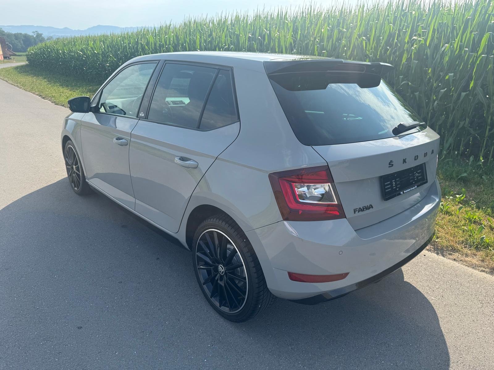 SKODA Fabia 1.0 TSI Monte Carlo, Benzin, Occasion / Gebraucht, Handschaltung - 4