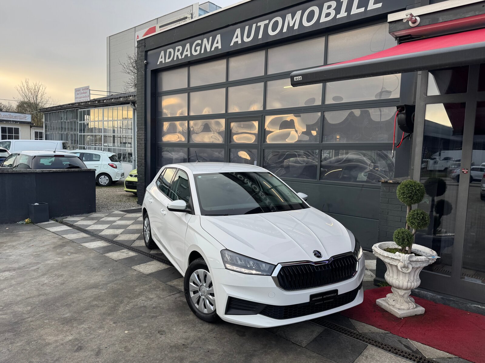 SKODA Fabia 1.0 MPI Ambition, Essence, Occasion / Utilisé, Manuelle - 2