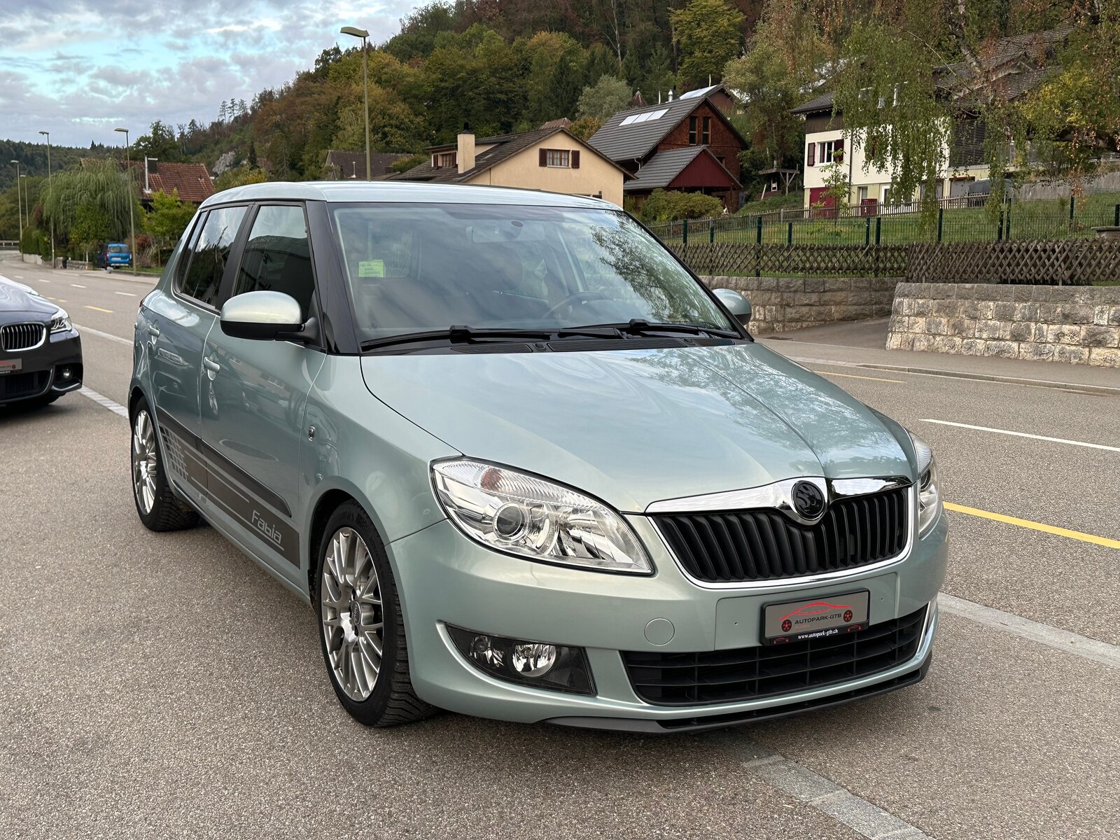 SKODA Fabia 1.2 TSI Ambition Plus DSG, Benzin, Occasion / Gebraucht, Automatik - 2