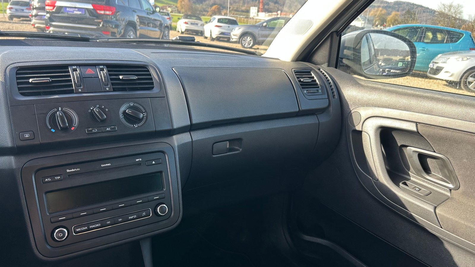 SKODA Fabia 1.2 Ambition, Petrol, Second hand / Used, Manual - 4