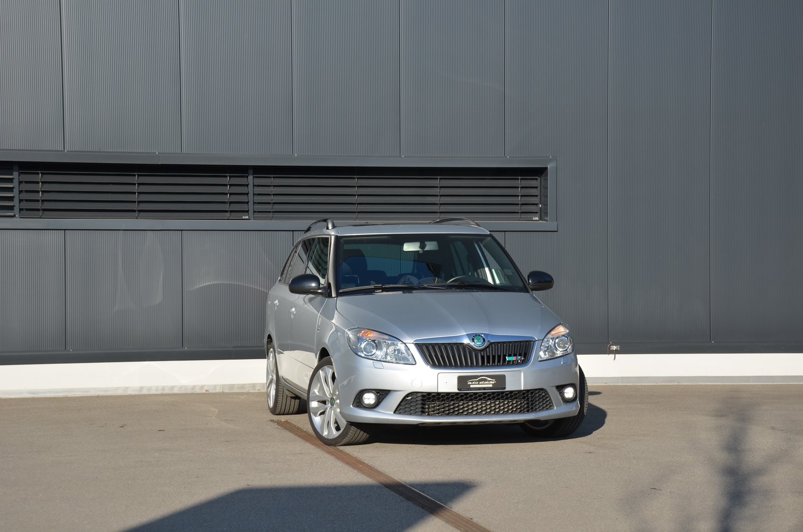 SKODA Fabia 1.4 TSI RS DSG, Benzin, Occasion / Gebraucht, Automatik - 7