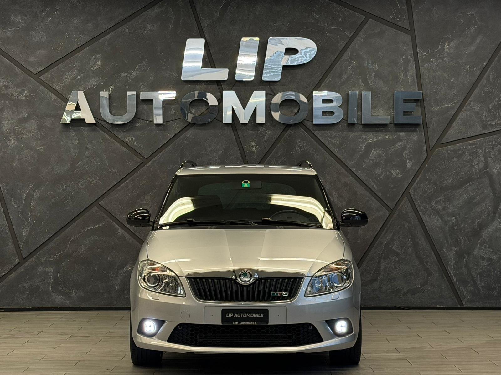 SKODA Fabia 1.4 TSI RS DSG, Benzin, Occasion / Gebraucht, Automatik - 2