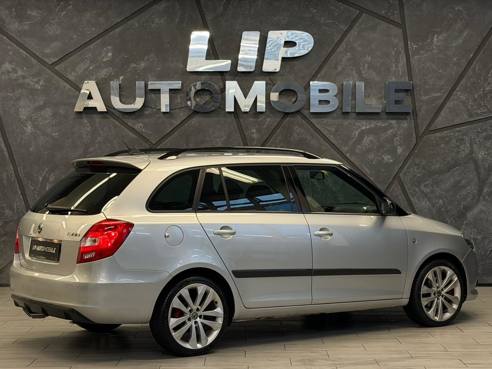 SKODA Fabia 1.4 TSI RS DSG, Benzin, Occasion / Gebraucht, Automatik - 6
