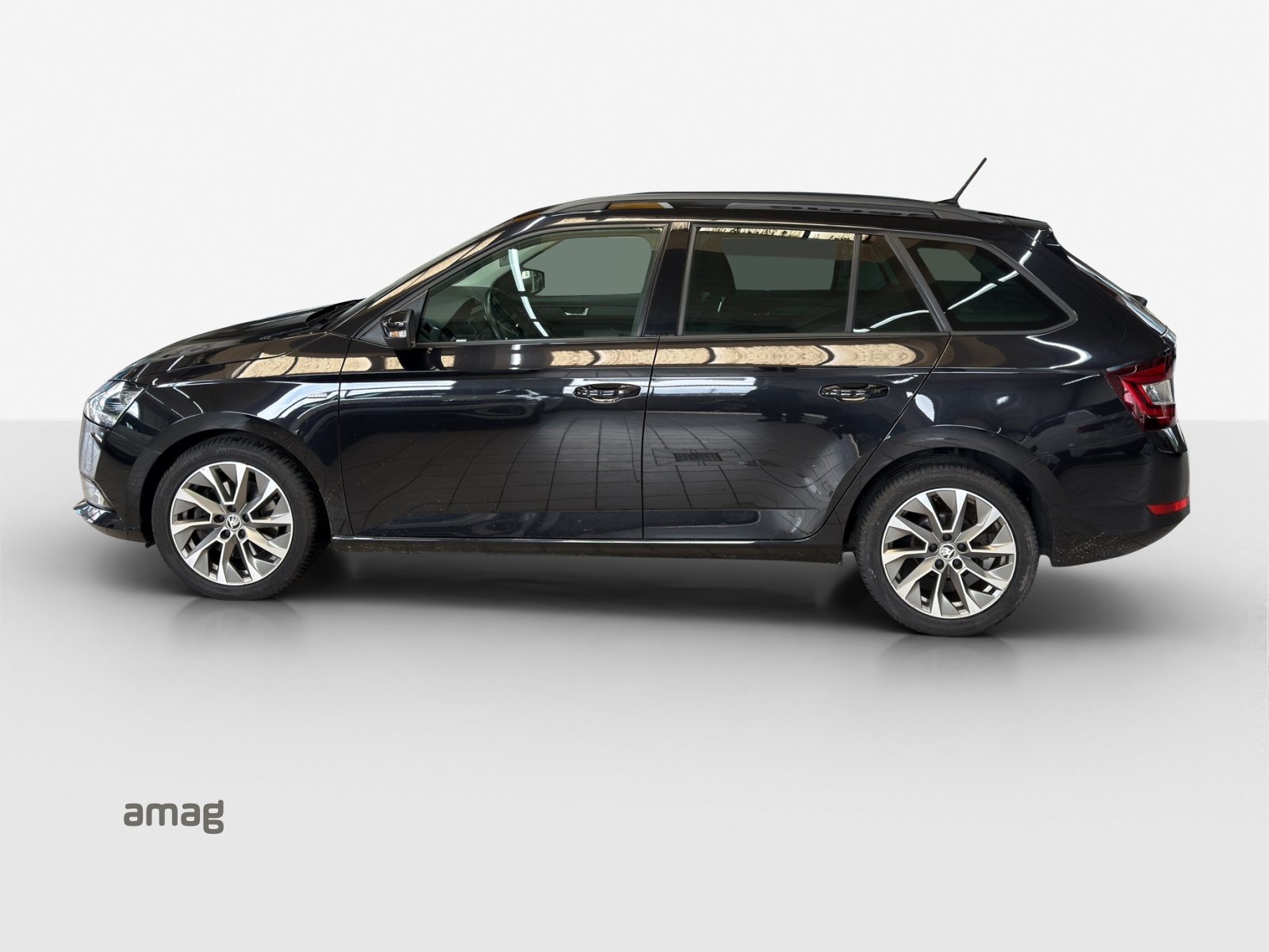 SKODA FABIA Combi «Clever» (NETTO), Benzin, Occasion / Gebraucht, Automatik - 2