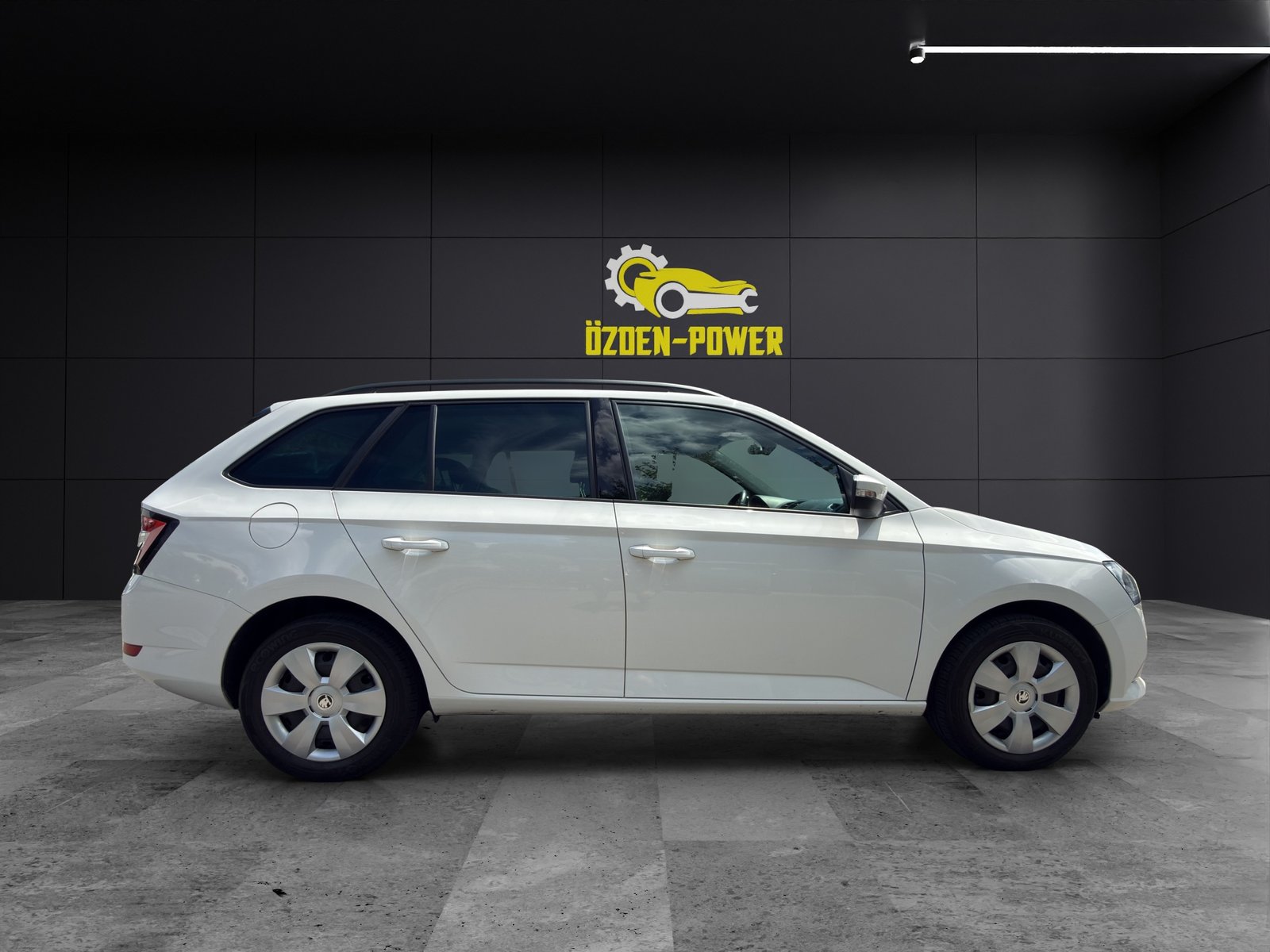 SKODA Fabia Combi 1.0 TSI Ambition, Essence, Occasion / Utilisé, Manuelle - 4