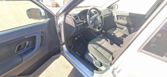 SKODA Fabia 1.6 TDI Scout, Diesel, Occasion / Utilisé, Manuelle - 7