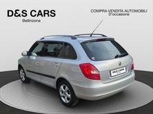 SKODA Fabia 1.6 Elegance, Petrol, Second hand / Used, Manual - 3