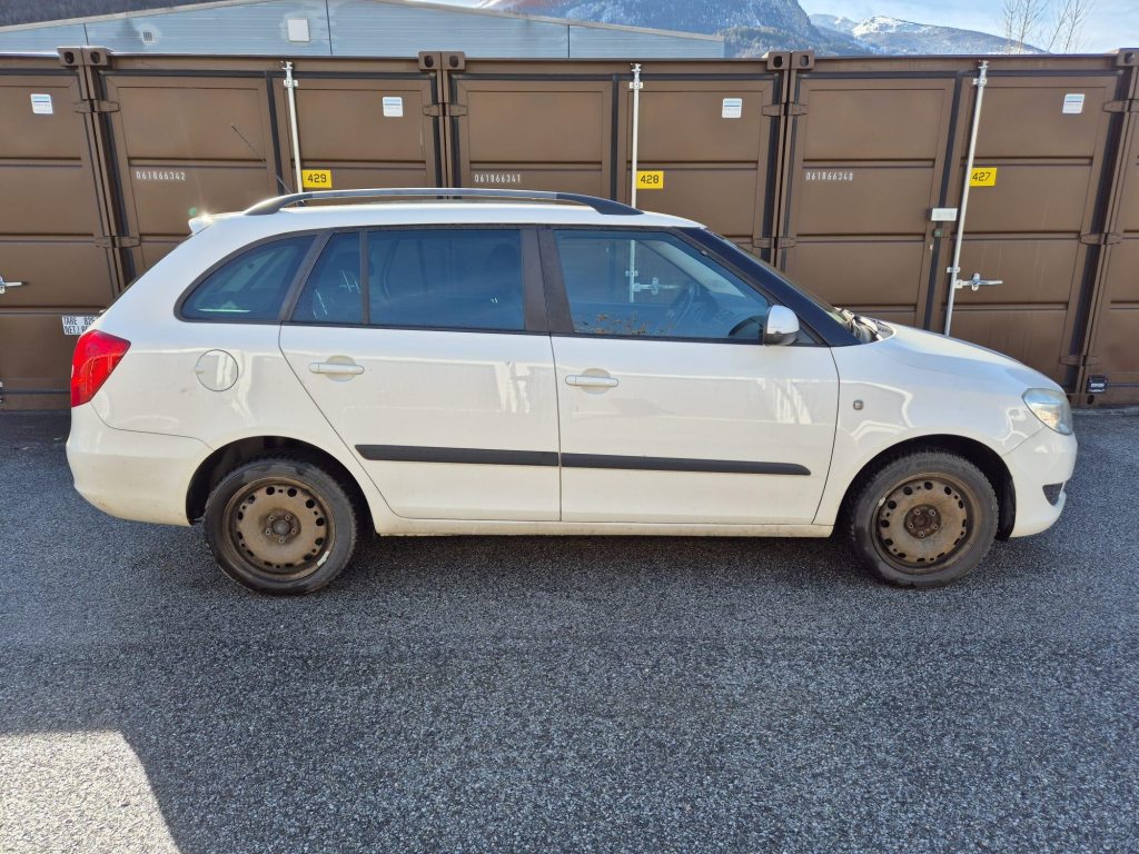 SKODA FABIA 1.2 TSI Classic, Petrol, Second hand / Used, Manual - 5