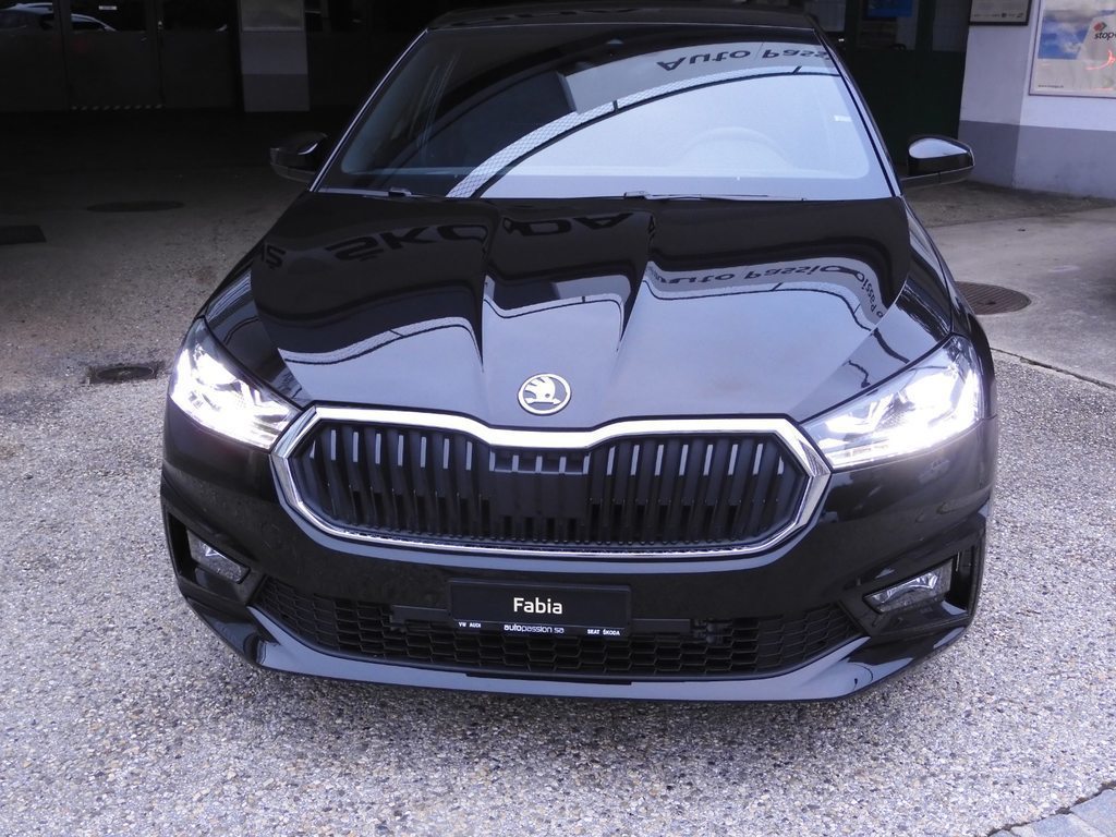 SKODA Fabia 1.0 TSI Dynamic DSG