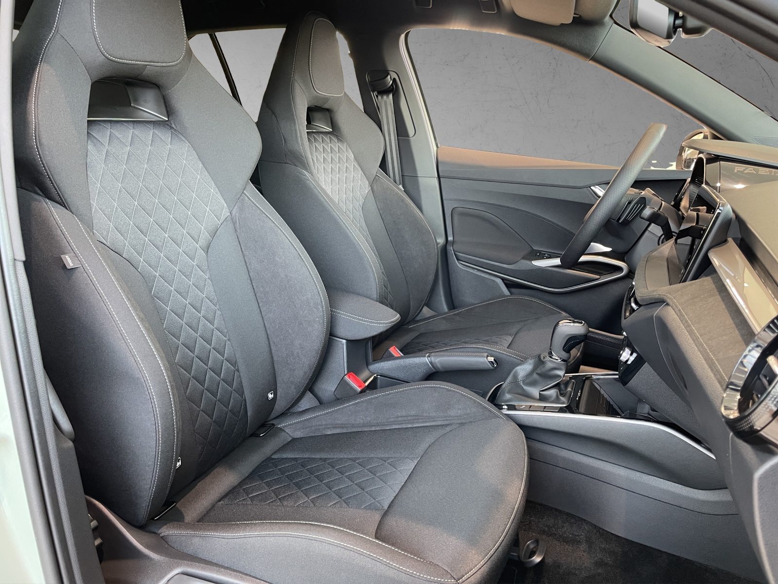 SKODA Fabia Dynamic (Netto), Benzin, Neuwagen, Automatik - 7
