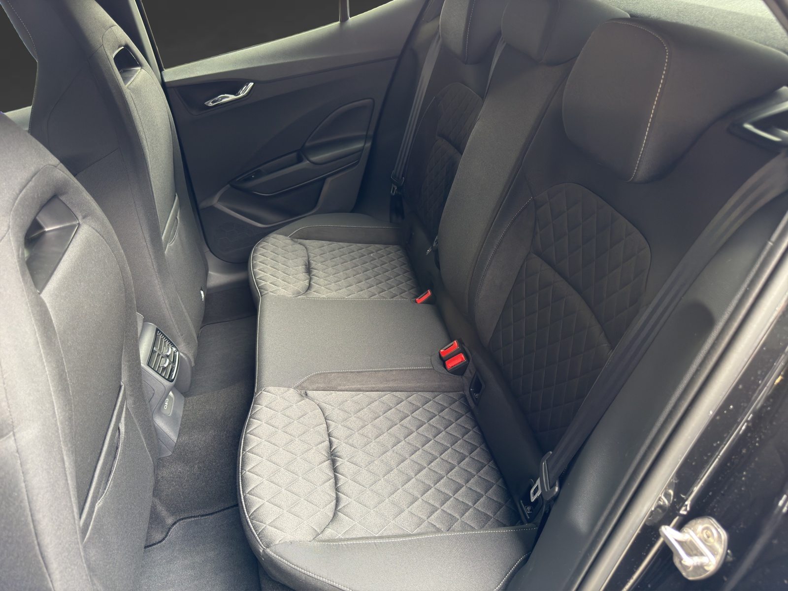 SKODA Fabia Dynamic (Netto), Essence, Voiture nouvelle, Automatique - 7