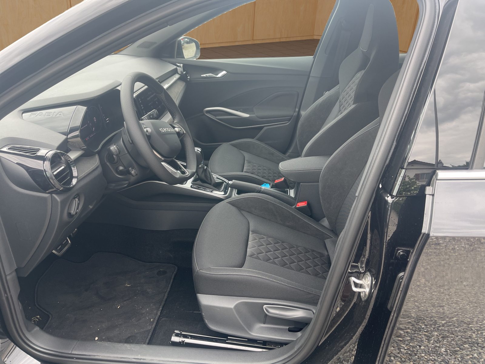 SKODA Fabia Dynamic (Netto), Petrol, New car, Automatic - 7