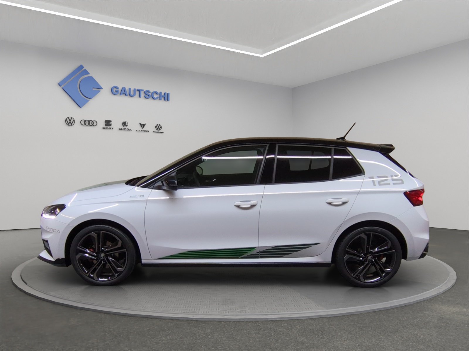 SKODA Fabia 1.5 TSI Motorsport DSG, Petrol, New car, Automatic - 2