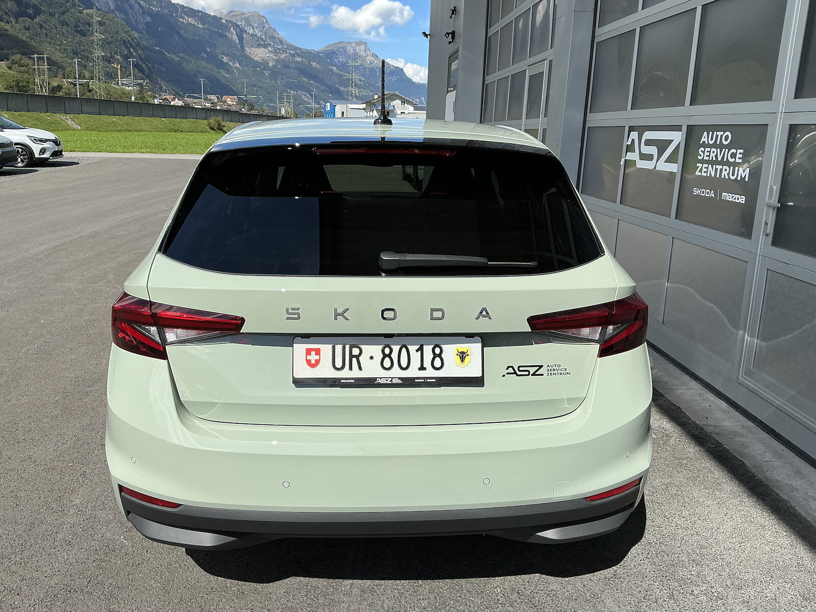 SKODA Fabia 1.0 TSI Dynamic DSG, Essence, Voiture nouvelle, Automatique - 3