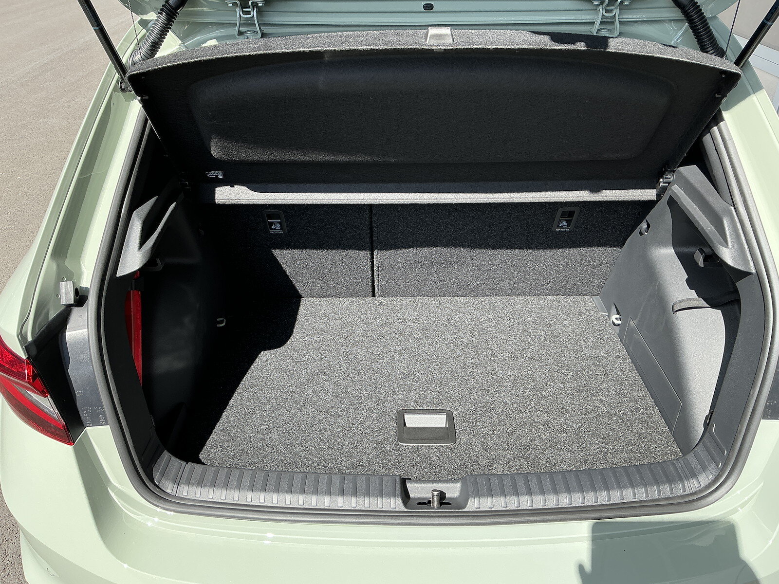SKODA Fabia 1.0 TSI Dynamic DSG, Essence, Voiture nouvelle, Automatique - 5