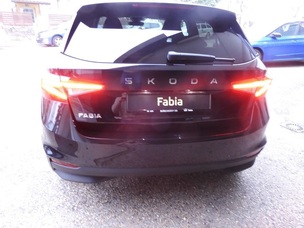 SKODA FABIA 1.0 TSI Dynamic DSG, Essence, Occasion / Utilisé, Automatique - 6