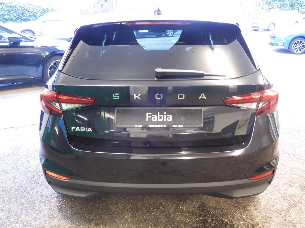 SKODA FABIA 1.0 TSI Dynamic DSG, Essence, Occasion / Utilisé, Automatique - 7