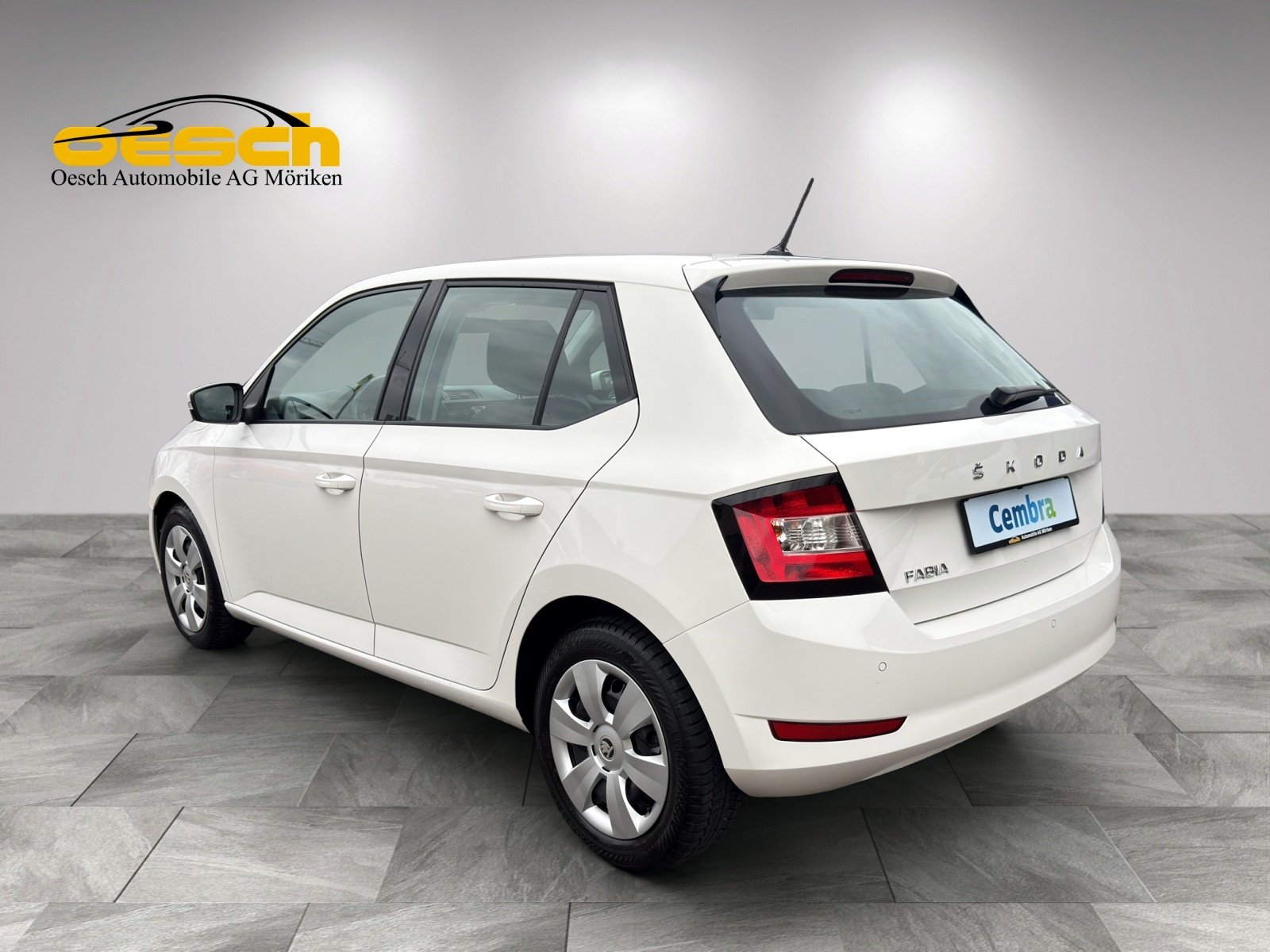 SKODA Fabia 1.0 TSI Ambition DSG, Petrol, Second hand / Used, Automatic - 3