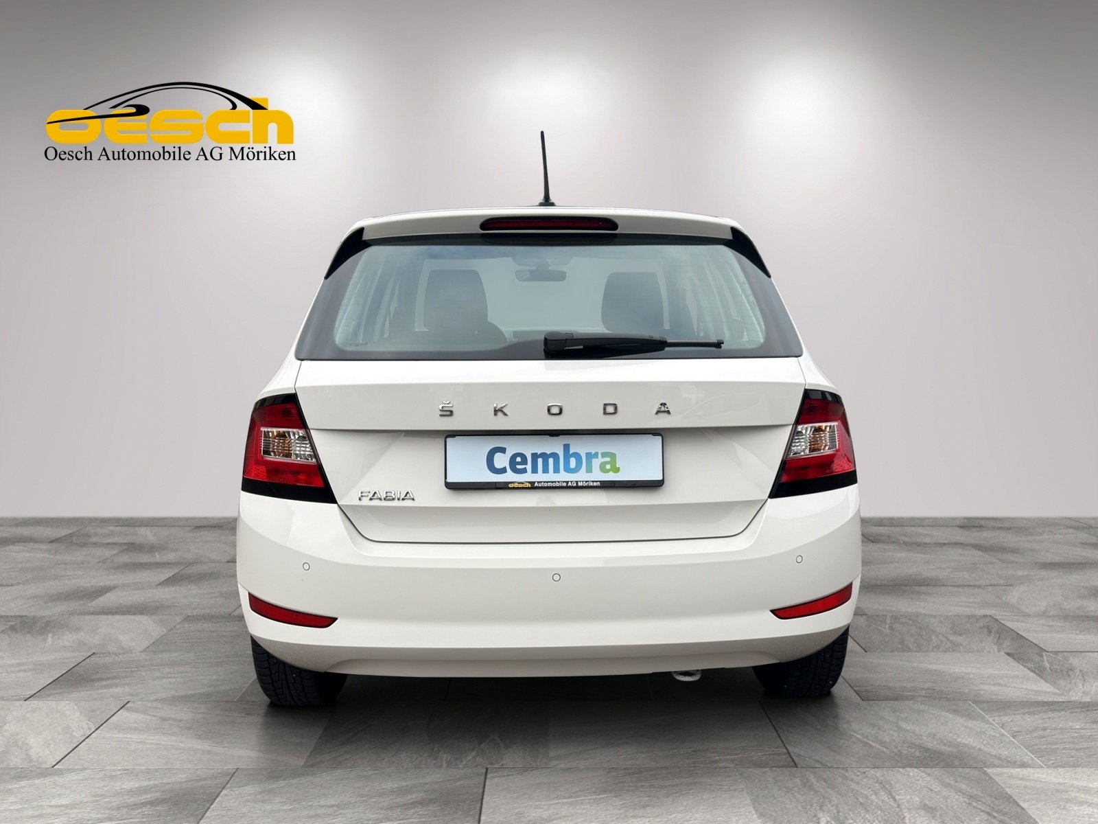 SKODA Fabia 1.0 TSI Ambition DSG, Petrol, Second hand / Used, Automatic - 4