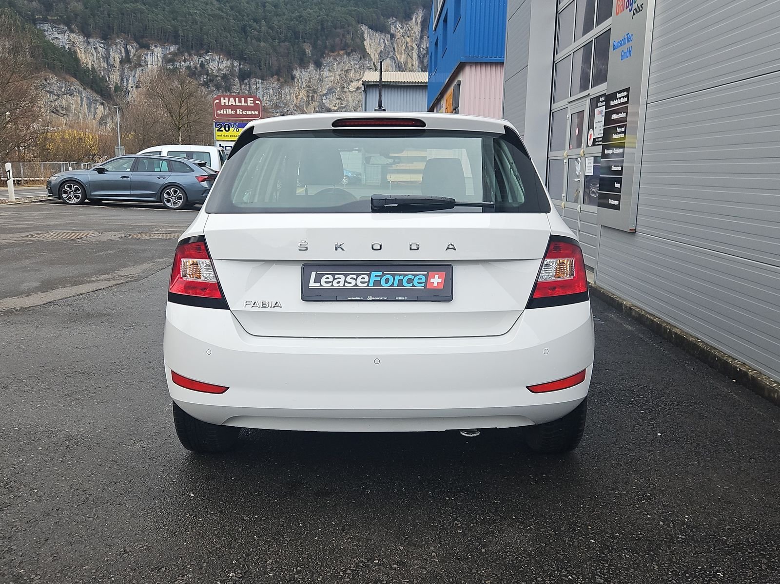 SKODA Fabia 1.0 TSI Ambition DSG, Benzin, Occasion / Gebraucht, Automatik - 4