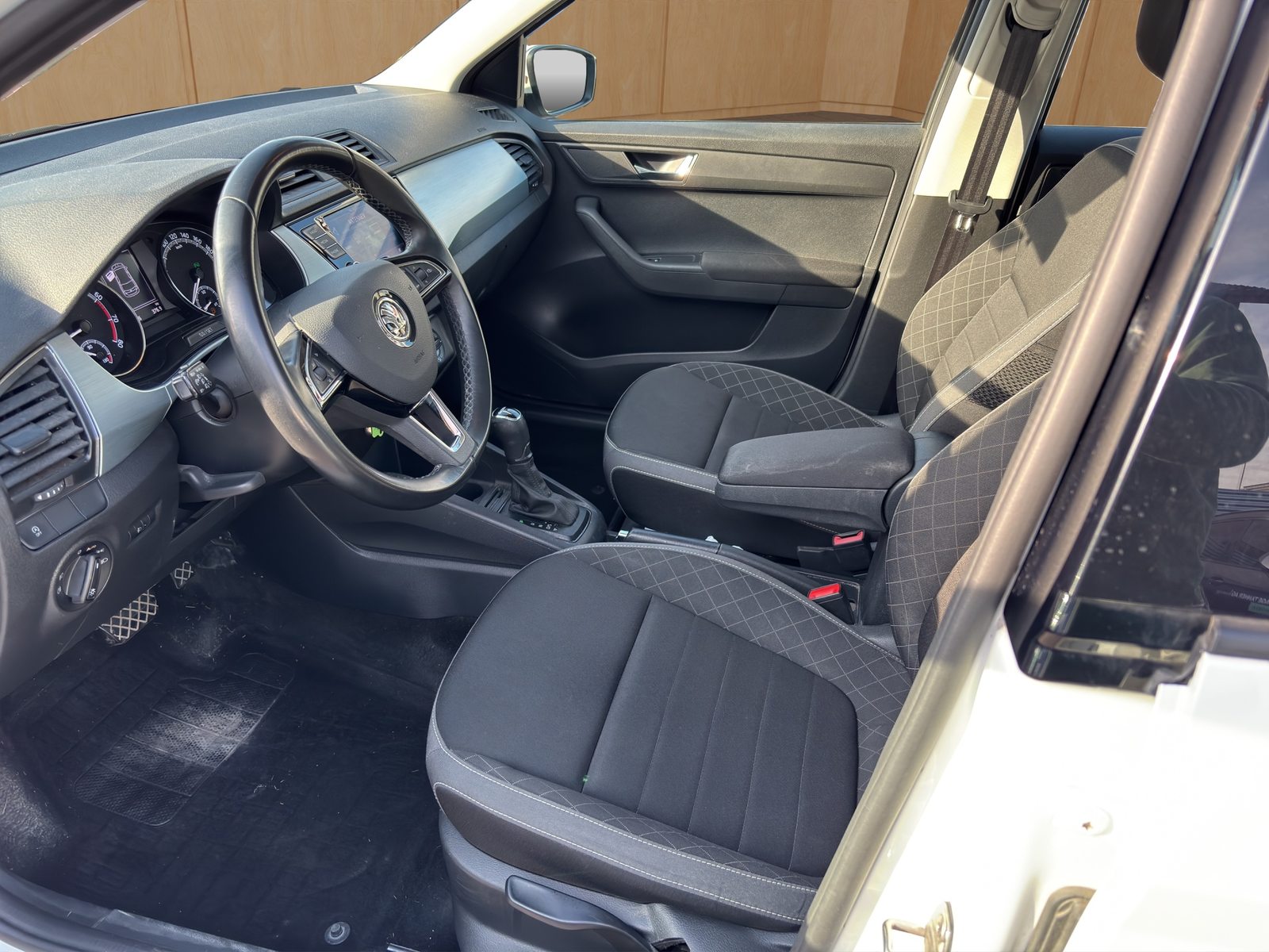 SKODA FABIA LIMOUSINE AMBITION, Benzina, Occasioni / Usate, Automatico - 7