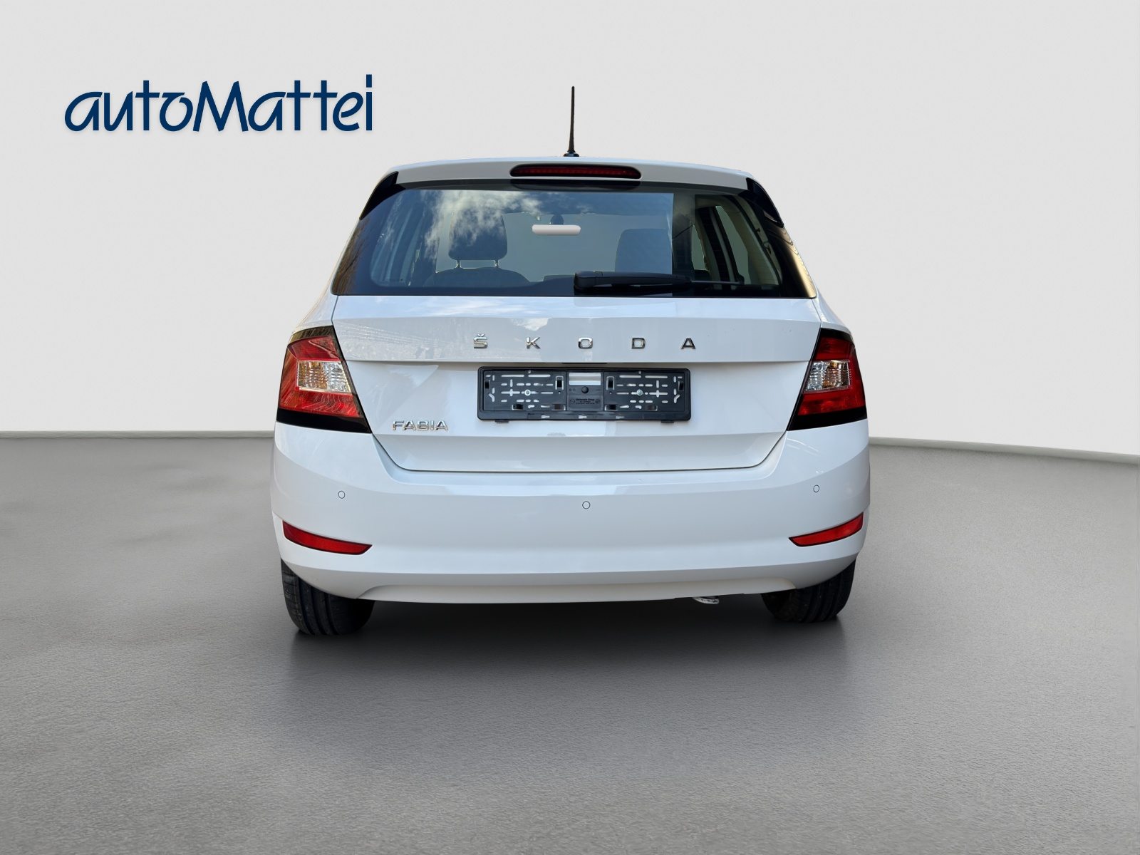 SKODA FABIA Limousine Ambition, Essence, Occasion / Utilisé, Automatique - 4