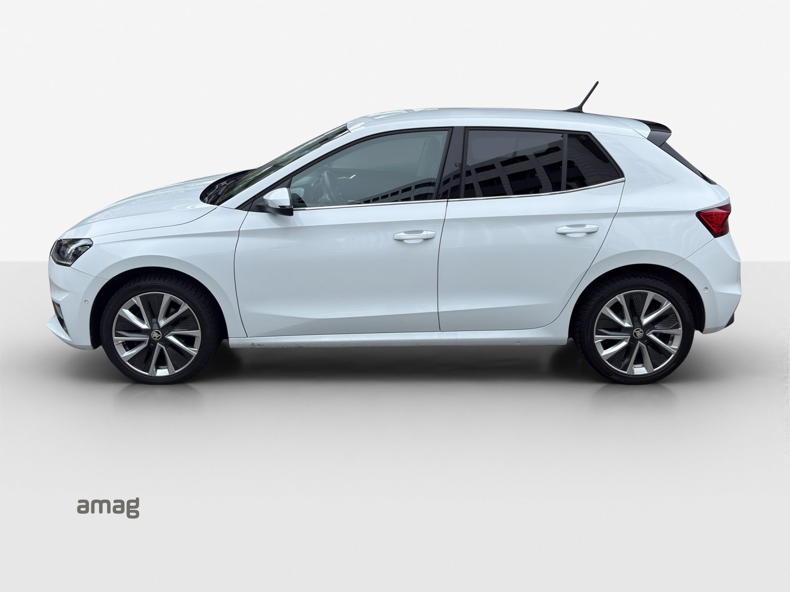 SKODA FABIA Style, Benzin, Occasion / Gebraucht, Automatik - 2