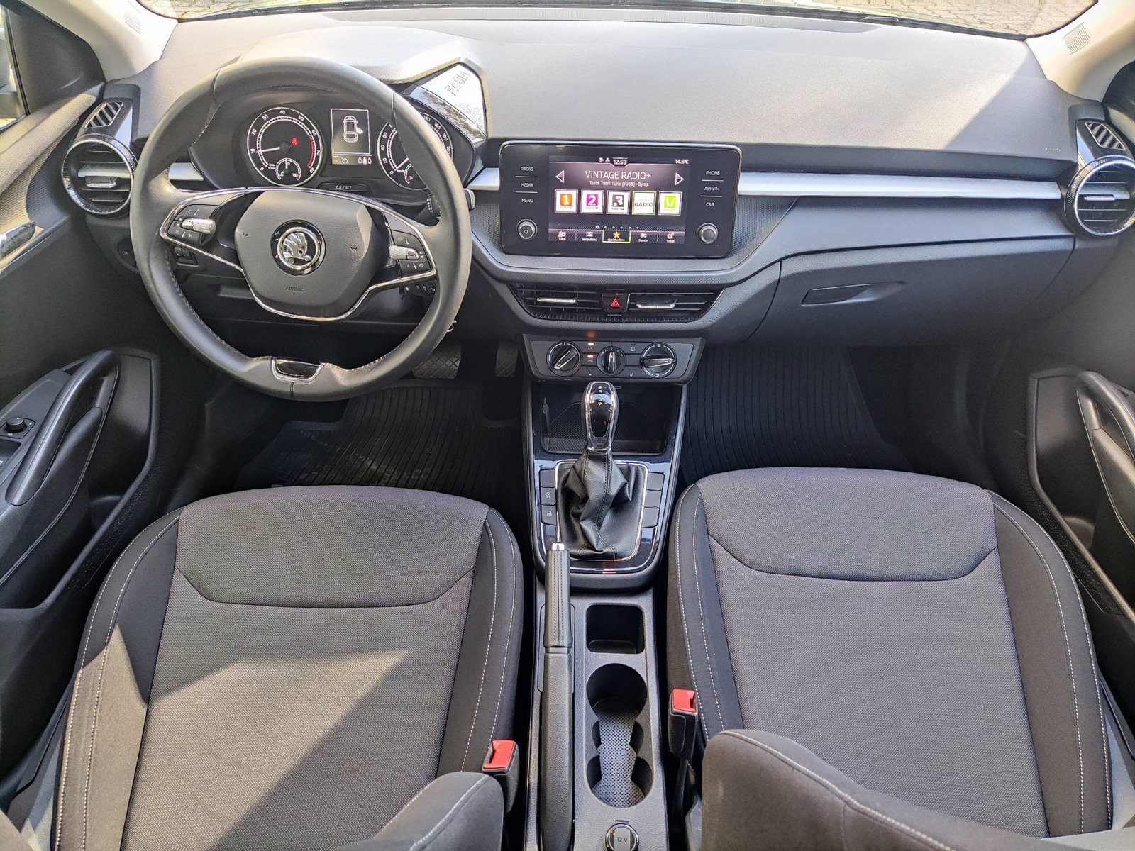 SKODA Fabia 1.0 TSI Ambition DSG, Benzin, Occasion / Gebraucht, Automatik - 6