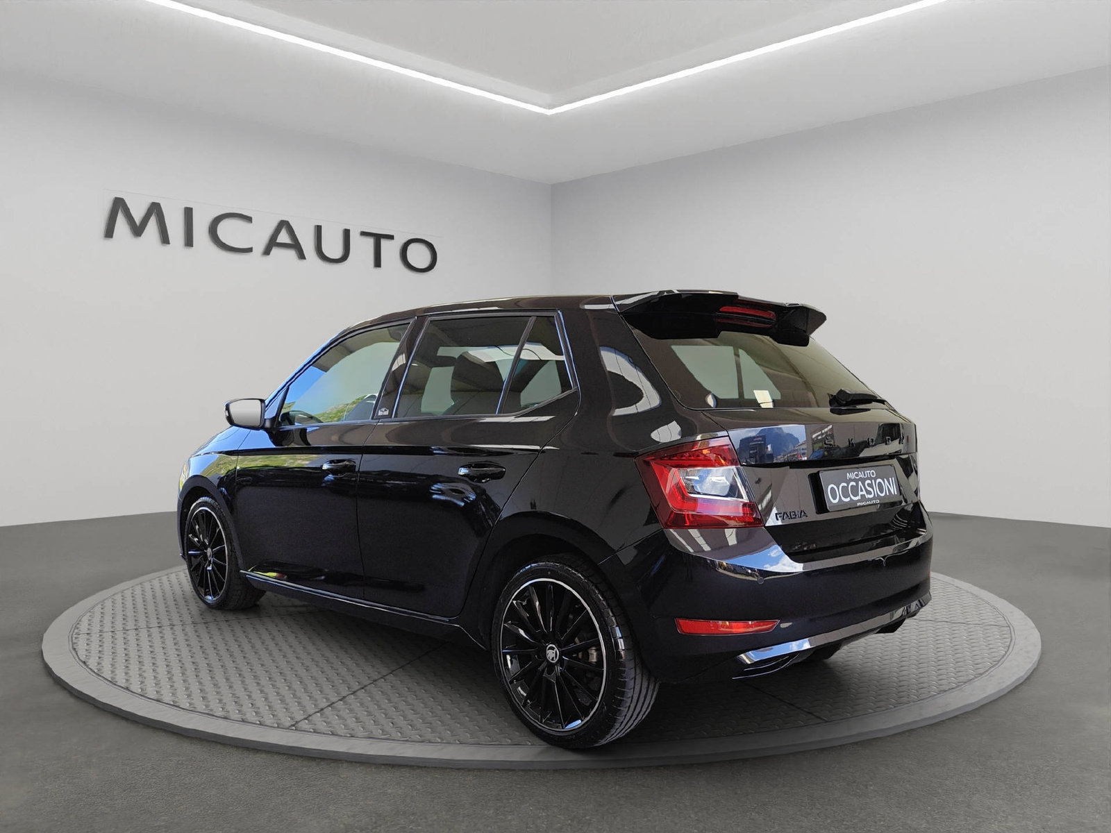 SKODA Fabia 1.0 TSI Monte Carlo DSG, Benzin, Occasion / Gebraucht, Automatik - 3