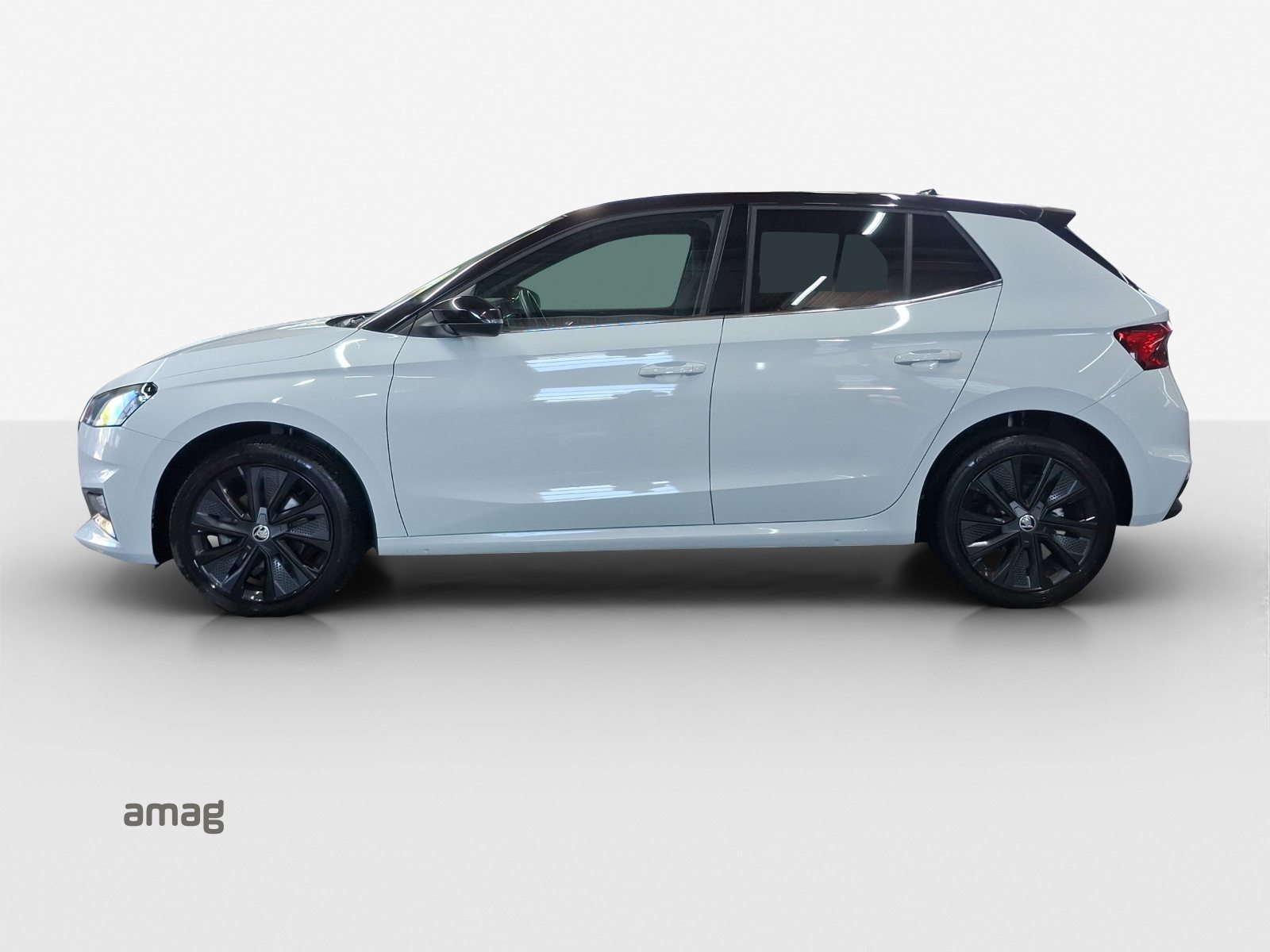 SKODA FABIA Style, Petrol, Second hand / Used, Automatic - 2