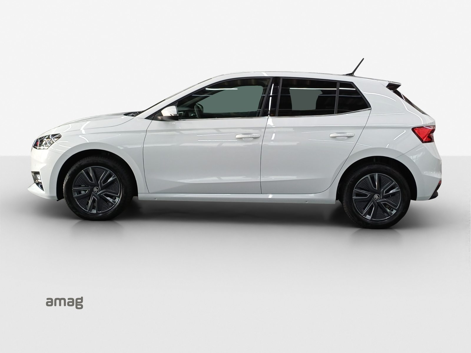 SKODA Fabia Dynamic (Netto), Benzin, Occasion / Gebraucht, Automatik - 2