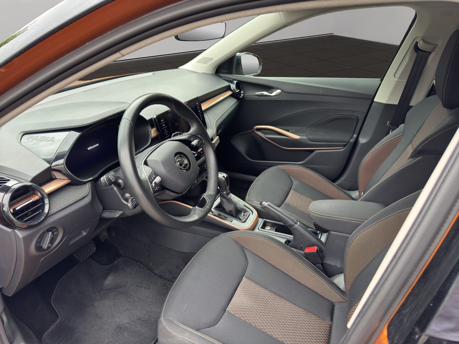 SKODA FABIA First Edition, Benzin, Occasion / Gebraucht, Automatik - 4