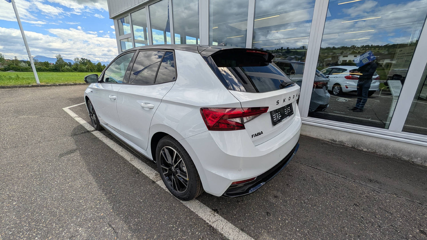 SKODA Fabia 1.0 TSI Monte Carlo DSG, Benzin, Occasion / Gebraucht, Automatik - 4