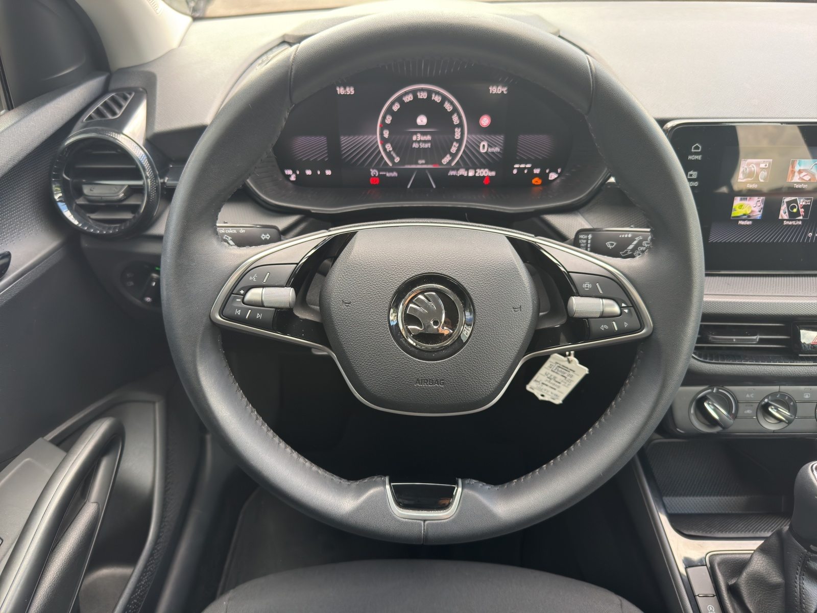 SKODA Fabia Essence, Essence, Occasion / Utilisé, Manuelle - 7