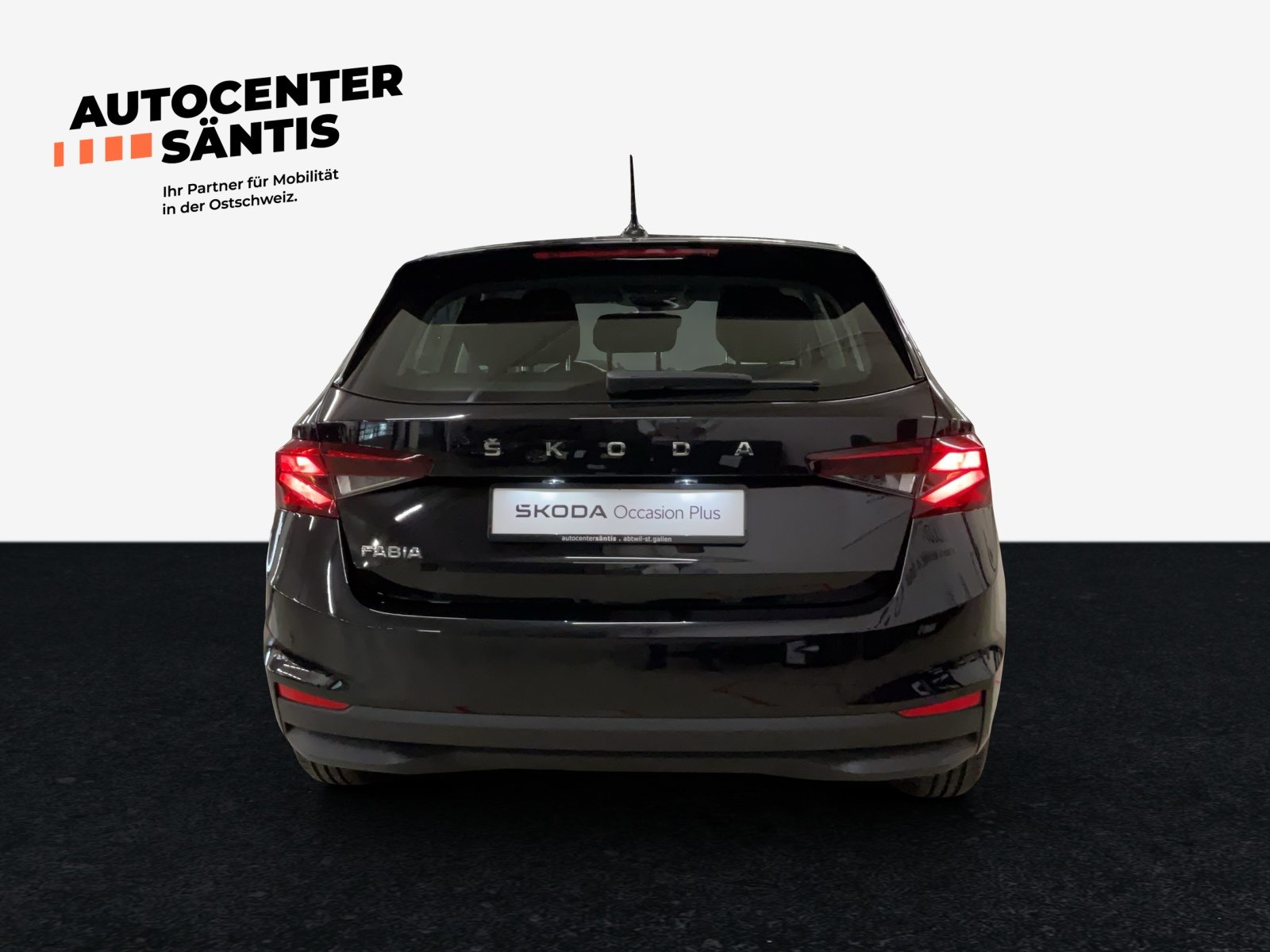 SKODA FABIA Active, Essence, Occasion / Utilisé, Manuelle - 5