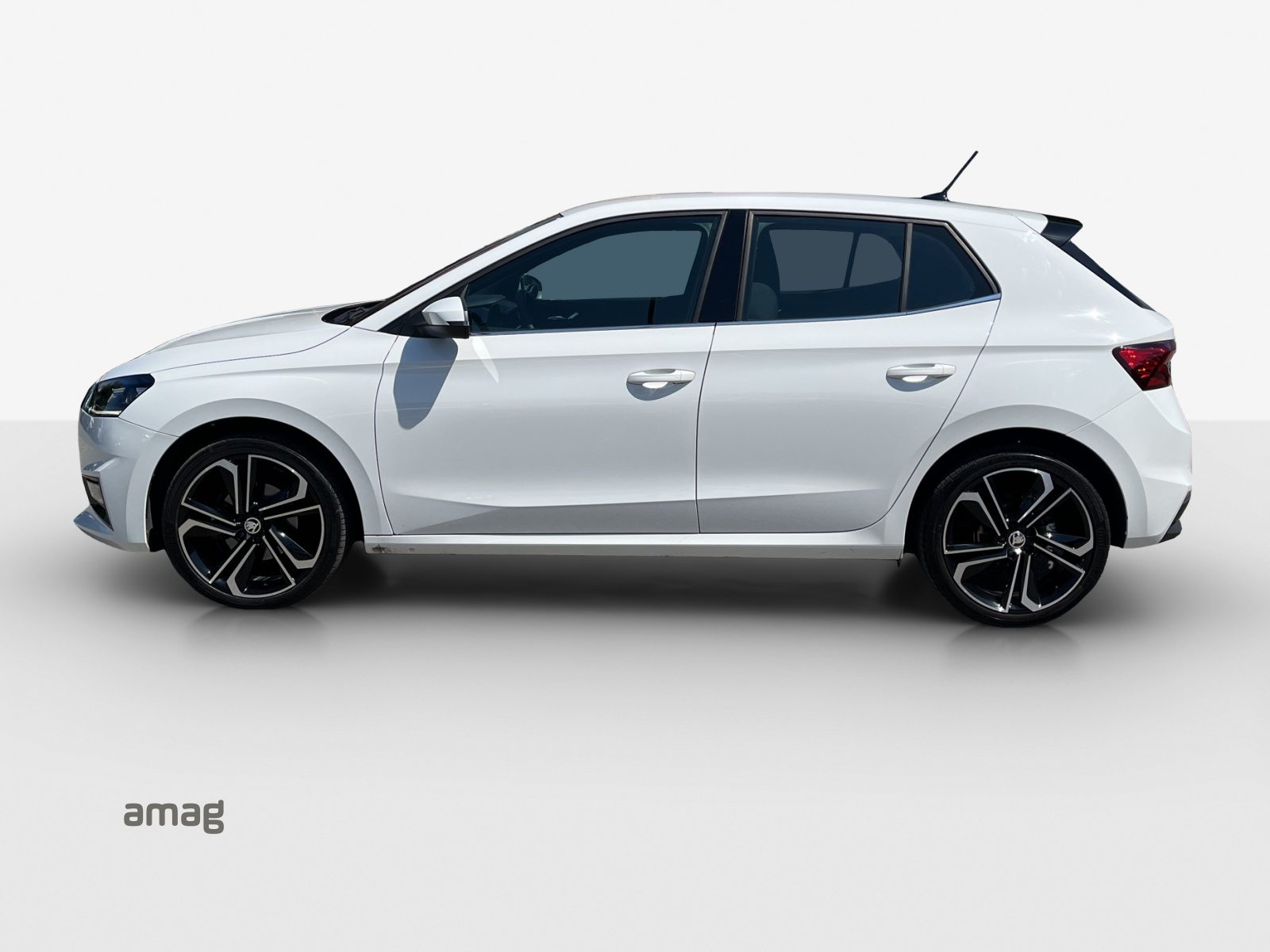 SKODA Fabia Style, Benzin, Occasion / Gebraucht, Automatik - 2