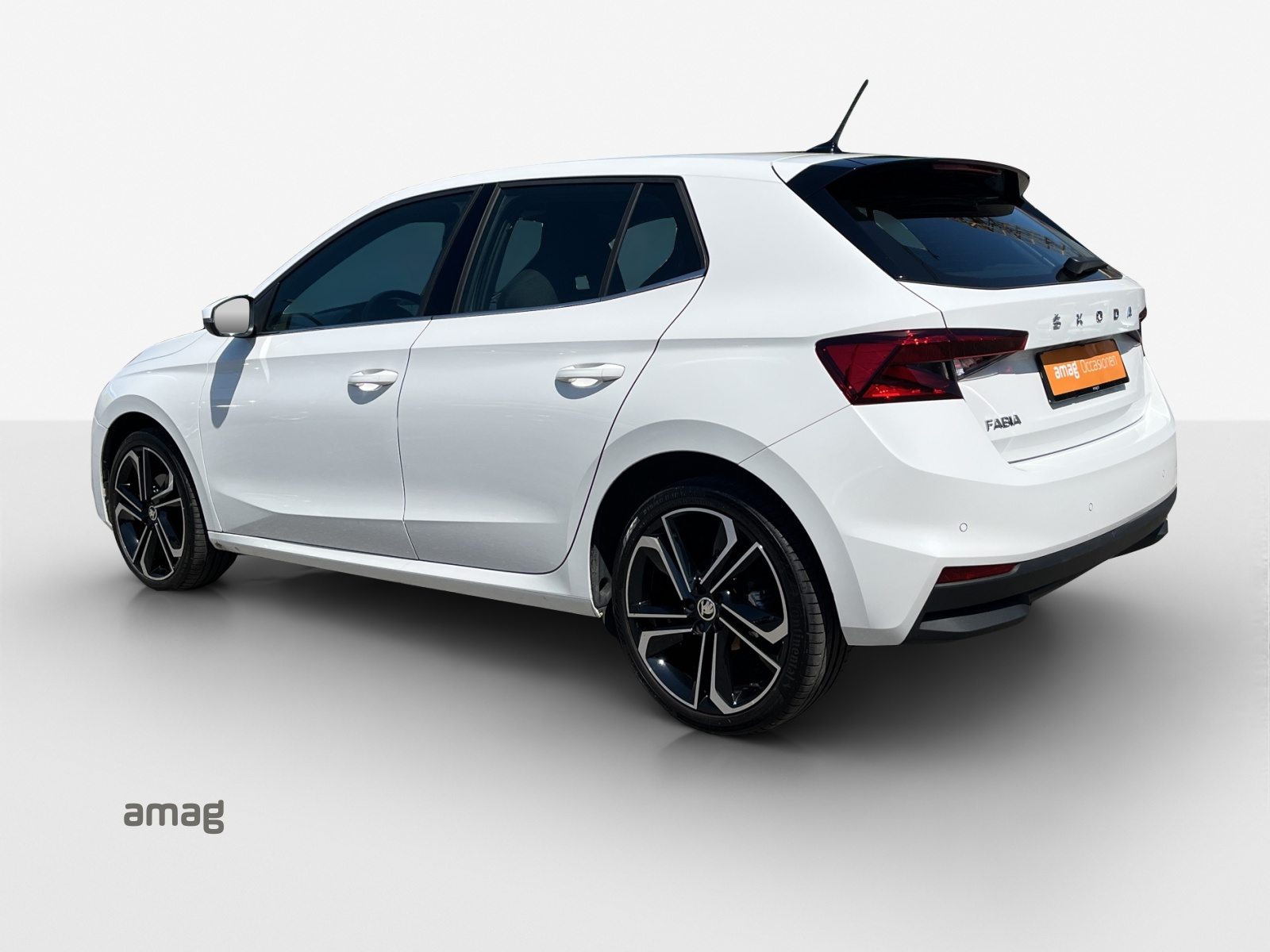 SKODA Fabia Style, Benzin, Occasion / Gebraucht, Automatik - 3