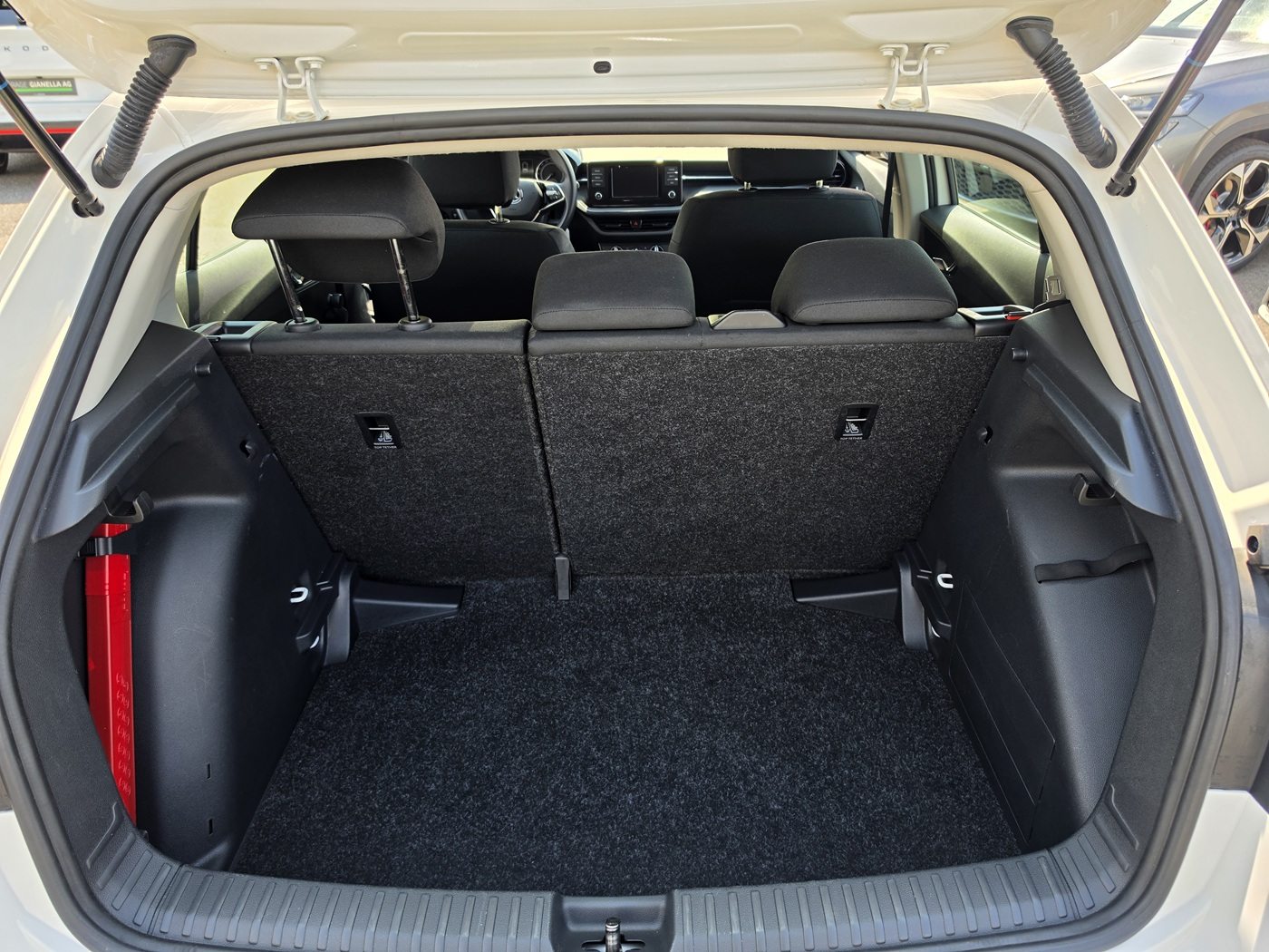 SKODA FABIA Active, Essence, Occasion / Utilisé, Manuelle - 5