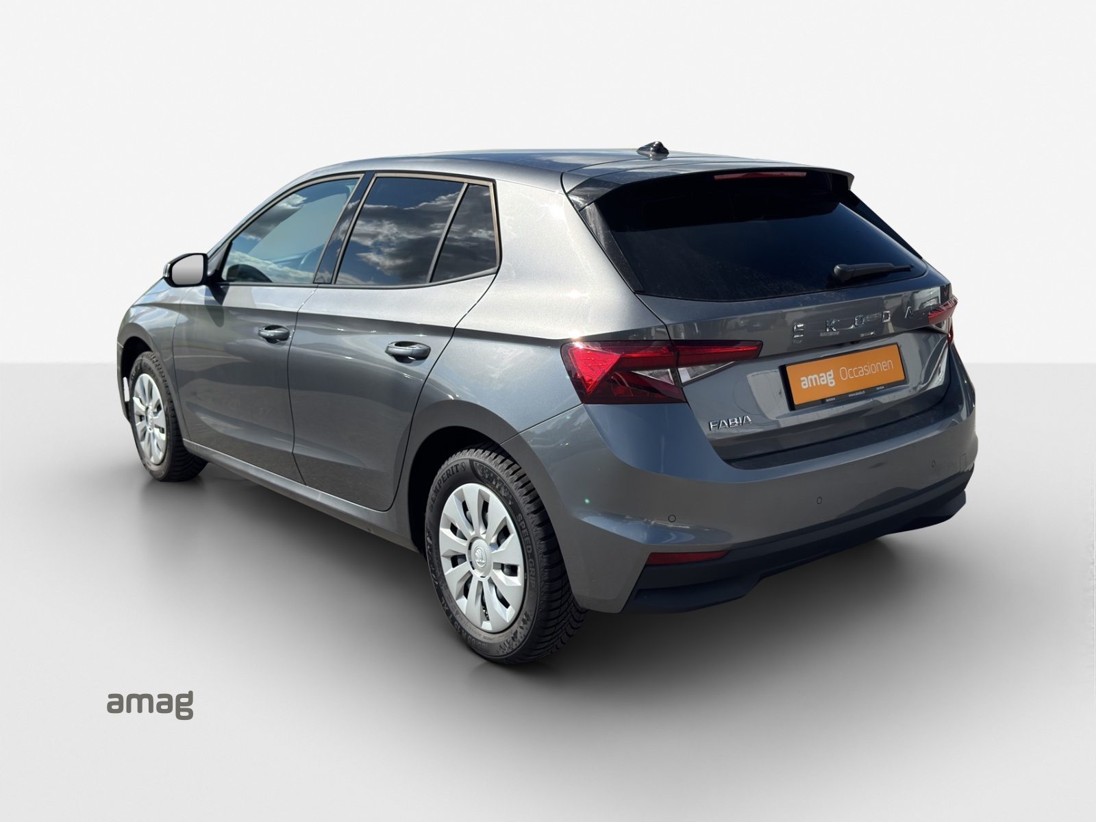 SKODA Fabia Selection, Petrol, Second hand / Used, Automatic - 3