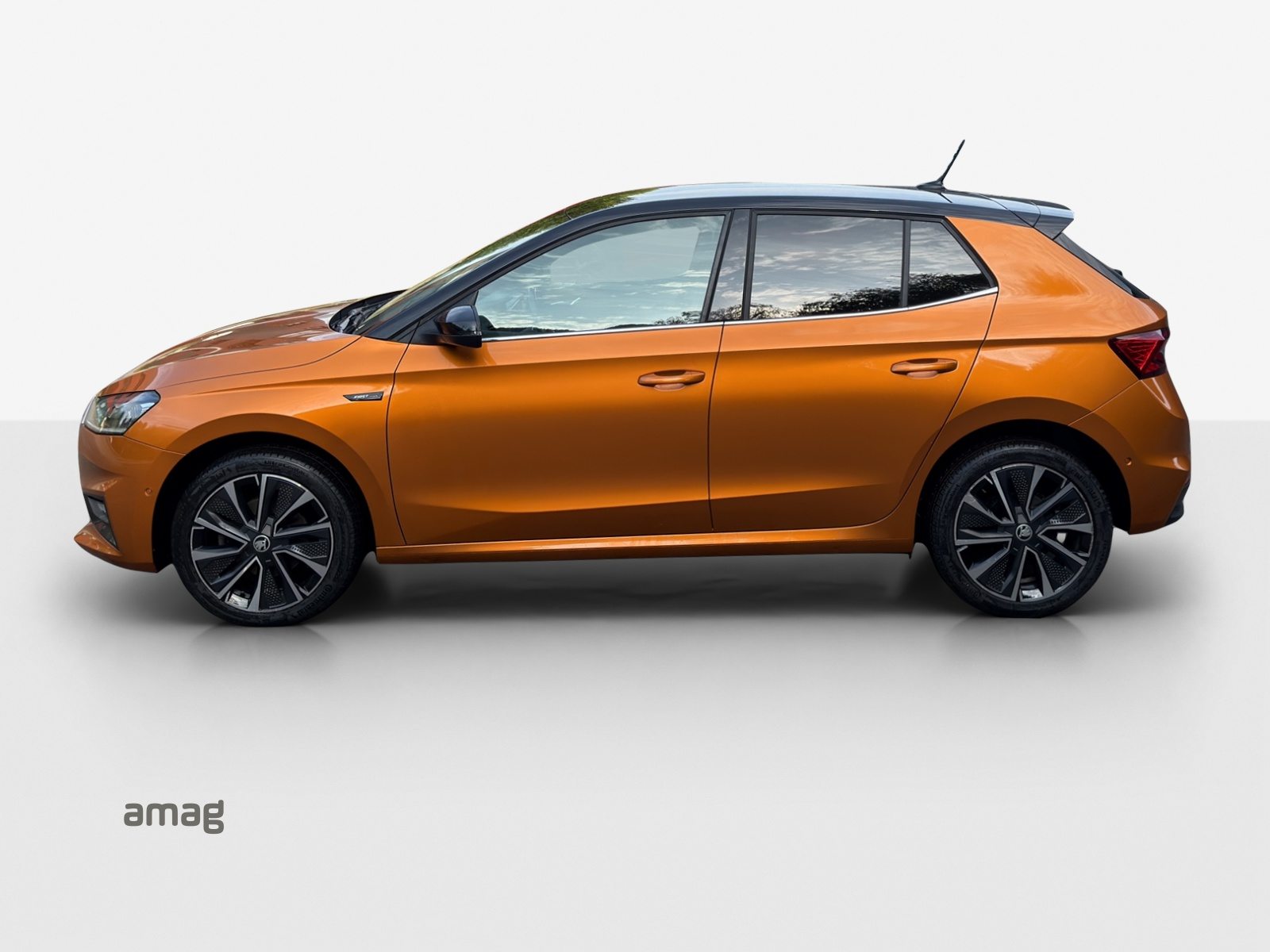 SKODA FABIA First Edition, Essence, Occasion / Utilisé, Automatique - 2