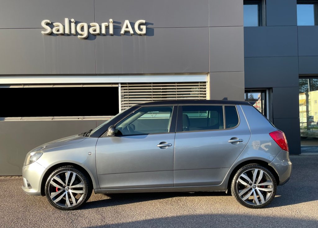 SKODA FABIA 1.4 TSI RS DSG