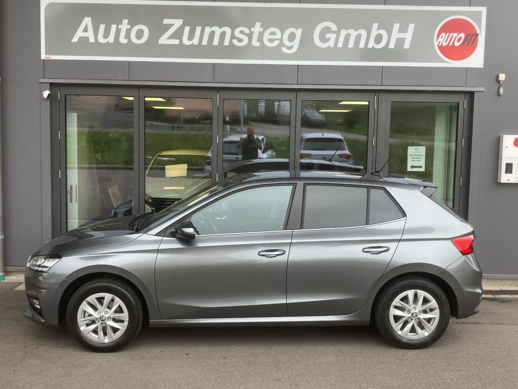 SKODA FABIA 1.0 TSI Selection DSG, Benzin, Occasion / Gebraucht, Automatik - 2